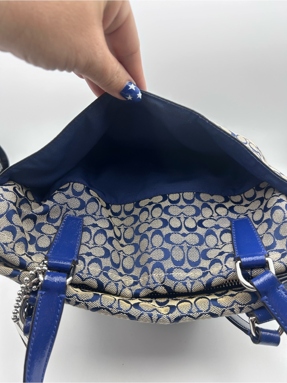 Coach Blue and Cream Signature Stripe Tote - Picture 4 of 6